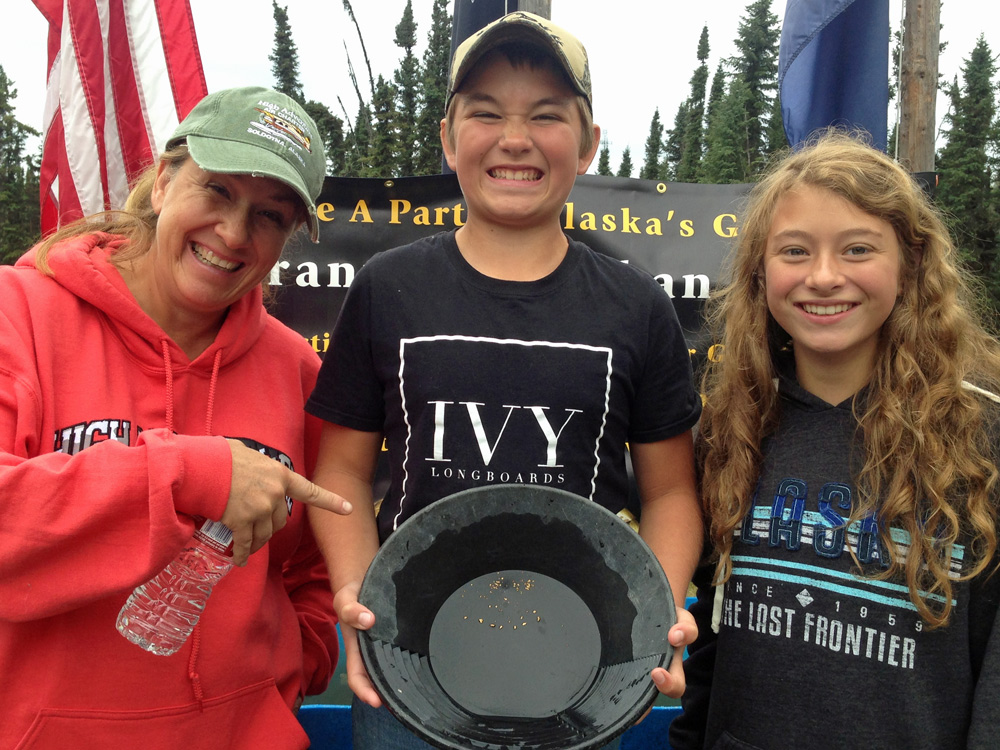 Kids Finding Alaska Gold With Alaska Gold Prospecting 1000